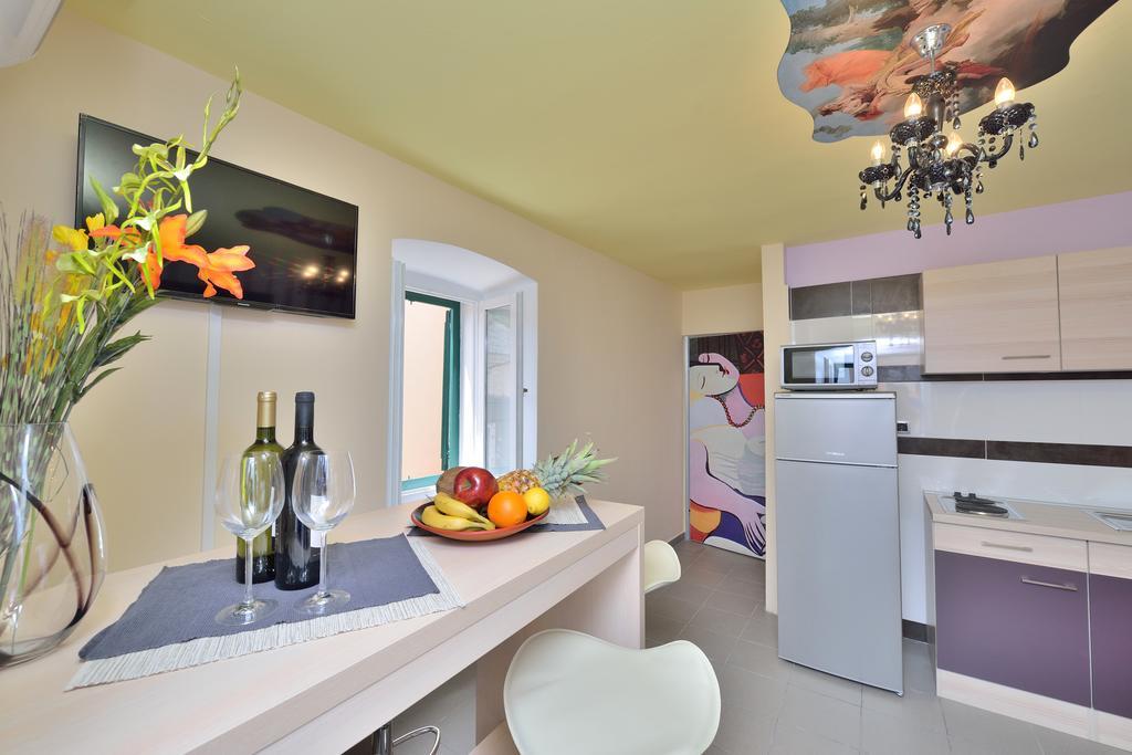 Apartments Carpe Diem Novigrad  Room photo